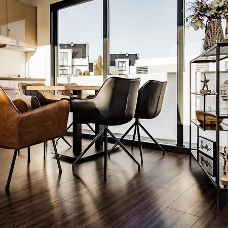 Floating Houseboat In Hotel na wodzie Peenemunde